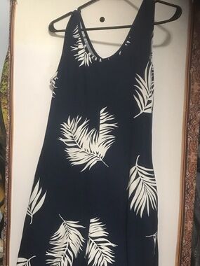 Acting Pro Navy Blue and White Leaf Print Jumpsuit